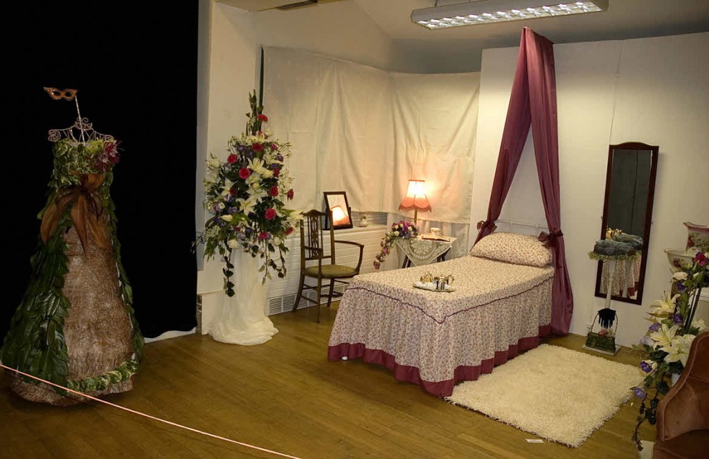 Manor Bedroom in 2009 Flower Festival
